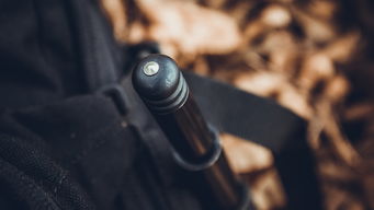 浅谈弘安保罗重机甩棍 一款备受推崇的车载防身装备